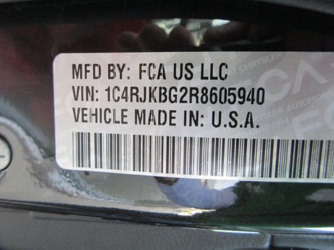 Used 2024 Jeep Grand Cherokee L Limited w/ Trailer Tow Package AWD/4WD image 59