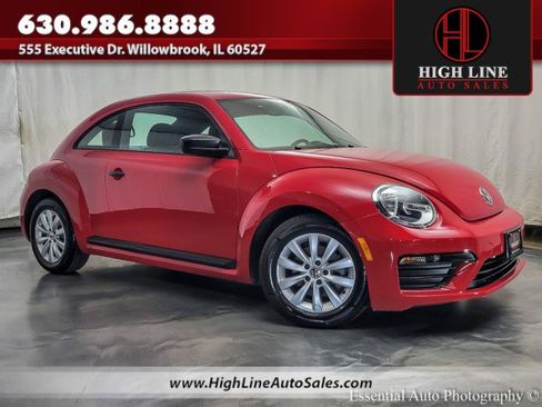 Used 2017 Volkswagen Beetle 1.8T S image 1