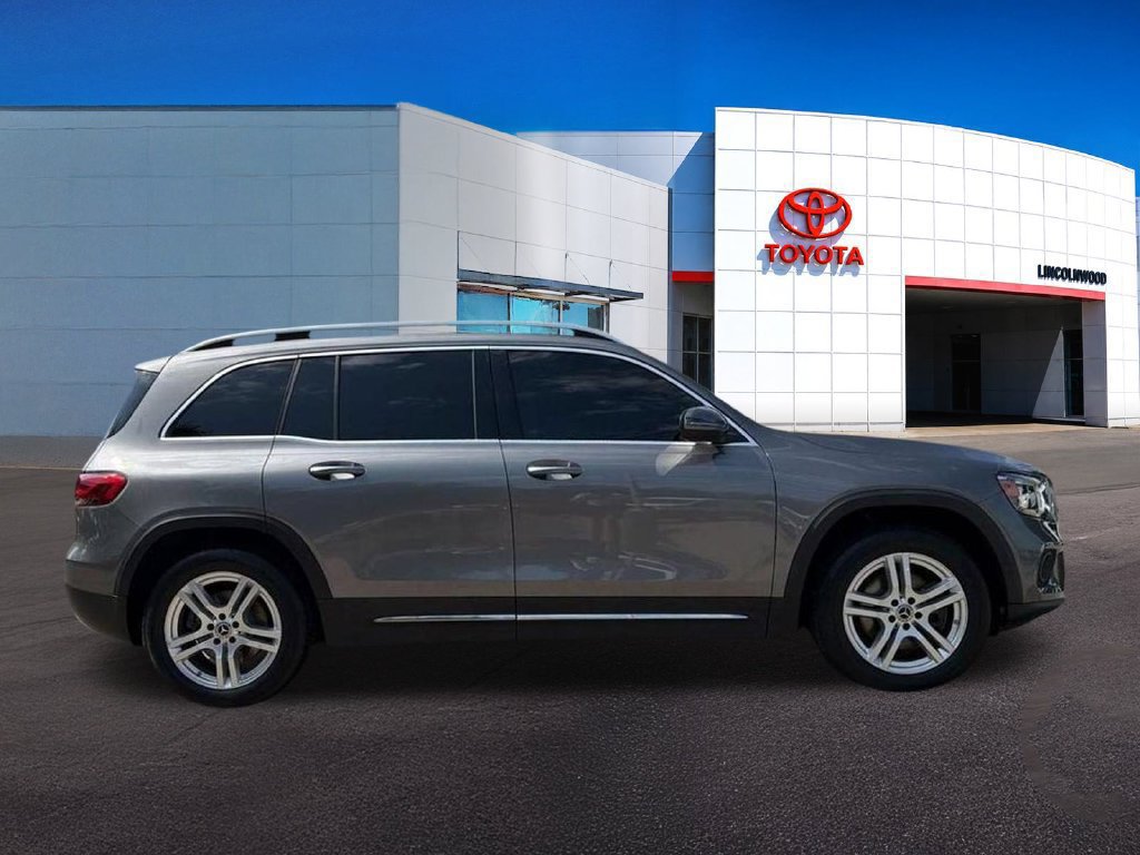 Used 2021 Mercedes-Benz GLB 250 4MATIC image 11