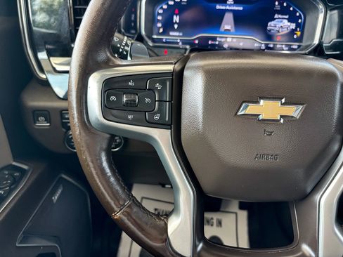 Used 2022 Chevrolet Silverado 1500 LTZ w/ LTZ Convenience Package II image 23