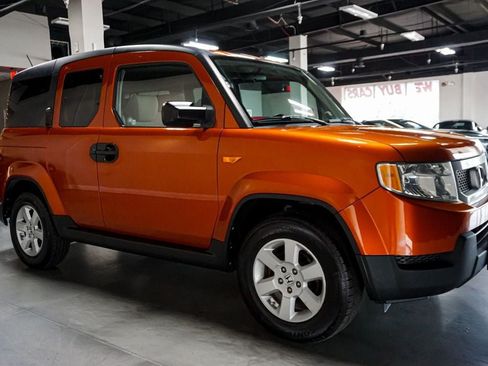 Used 2011 Honda Element EX image 25
