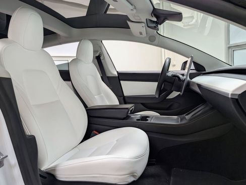 Used 2021 Tesla Model 3 Long Range AWD/4WD image 24