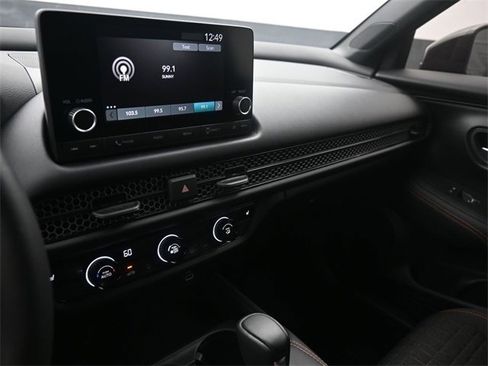 Used 2023 Honda HR-V Sport image 11