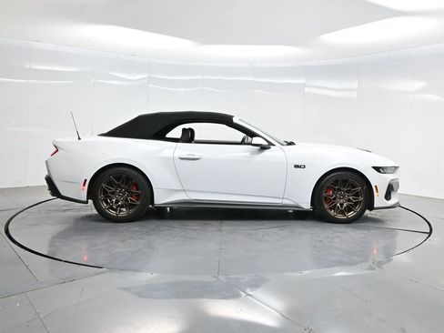 Used 2024 Ford Mustang GT Premium w/ GT Performance Package RWD image 30