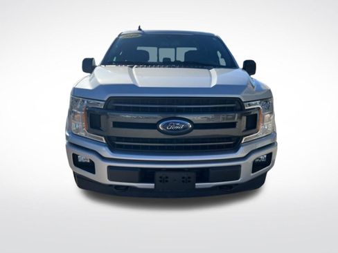 Used 2019 Ford F150 XLT w/ Equipment Group 302A Luxury image 2