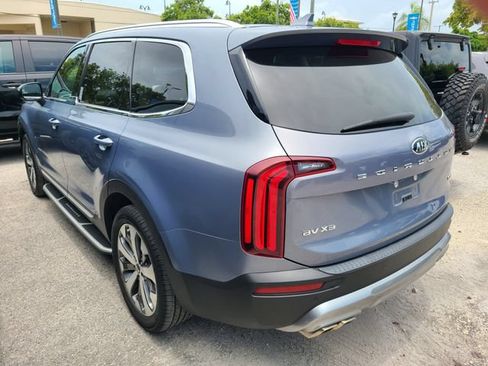 Used 2020 Kia Telluride EX w/ EX Premium Package AWD/4WD image 2