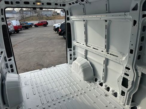 Used 2025 RAM ProMaster 2500 image 13
