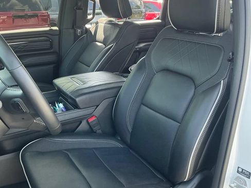 Used 2025 RAM 1500 Limited AWD/4WD image 29