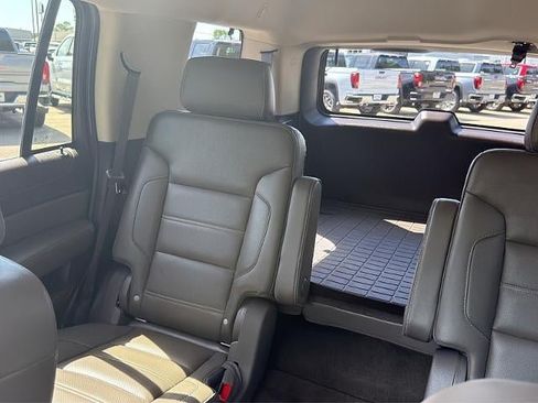Used 2018 GMC Yukon Denali w/ Open Road Package AWD/4WD image 36