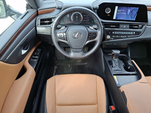 Used 2025 Lexus ES 350 w/ Premium Package FWD image 3