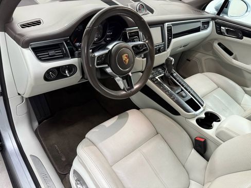 Used 2016 Porsche Macan S image 8