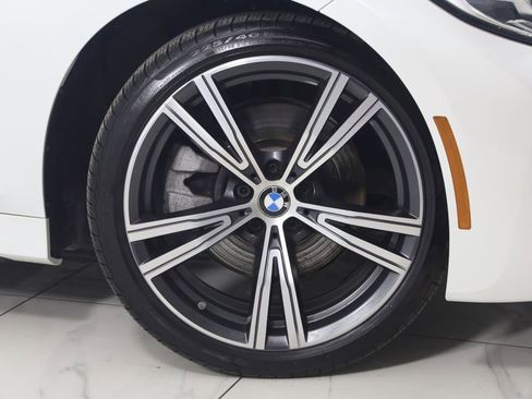 Used 2022 BMW 330i xDrive Sedan w/ M Sport Package image 15