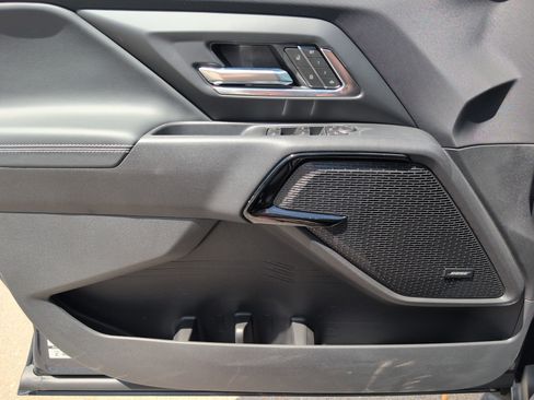 New 2026 Chevrolet Silverado EV LT w/ Plus Package AWD/4WD image 15