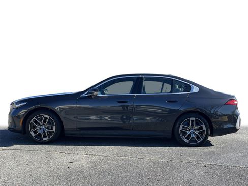 Used 2024 BMW i5 eDrive40i image 25