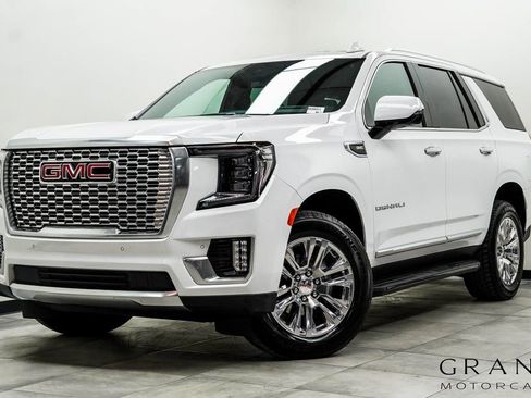 Used 2024 GMC Yukon Denali image 1