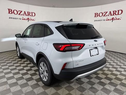 New 2026 Ford Escape Active image 5