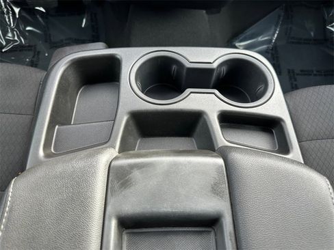 Used 2024 GMC Sierra 2500 SLE image 24