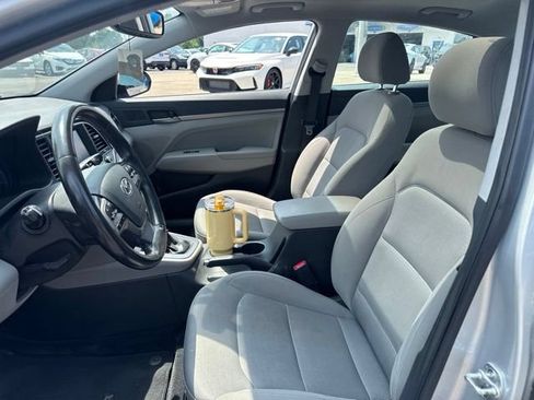 Used 2018 Hyundai Elantra Value Edition w/ Cargo Package FWD image 15