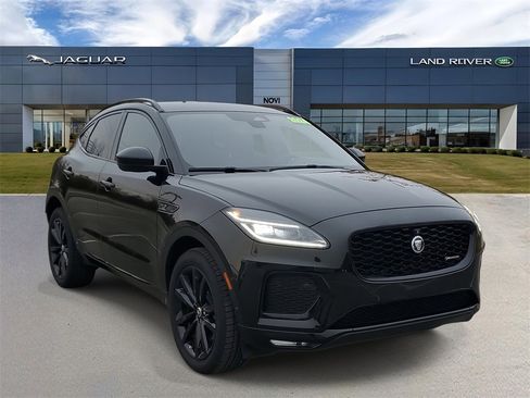 Used 2024 Jaguar E-PACE R-Dynamic SE image 4