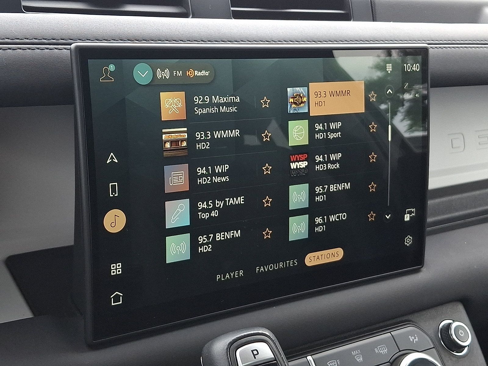 Used 2025 Land Rover Defender 110 S AWD/4WD image 19