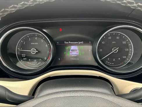 Used 2021 Buick Encore GX Preferred image 24