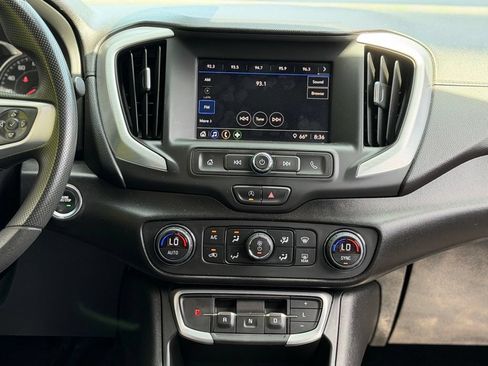 Used 2023 GMC Terrain SLE w/ Driver Convenience Package AWD/4WD image 43