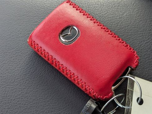 Used 2022 MAZDA CX-5 Carbon Edition image 41