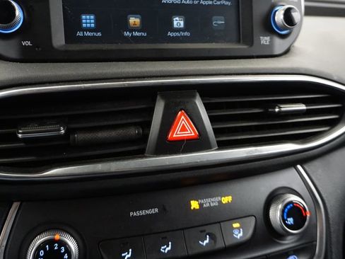 Used 2019 Hyundai Santa Fe SE image 37