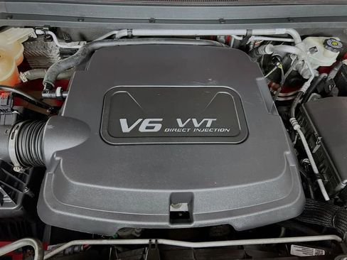 Used 2016 GMC Canyon SLE image 27