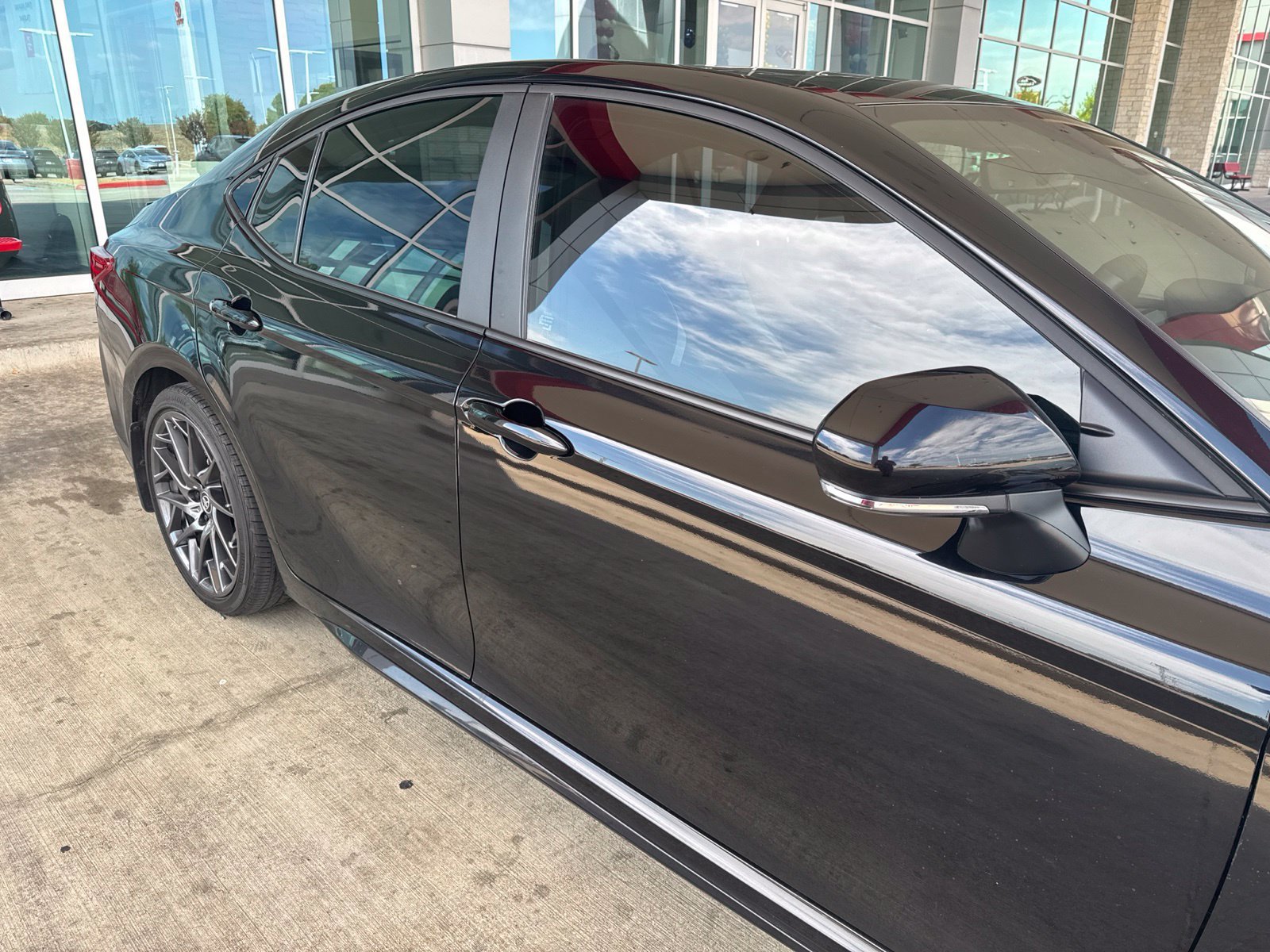 Used 2026 Toyota Camry SE w/ Multimedia Upgrade Package FWD image 21
