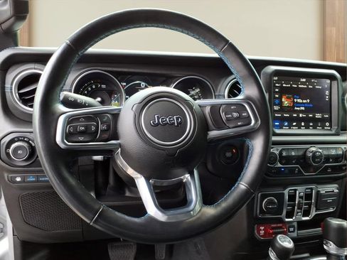 Used 2023 Jeep Wrangler Unlimited Rubicon 4xe w/ Cold Weather Group AWD/4WD image 3