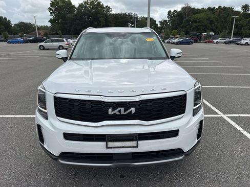 Used 2022 Kia Telluride S FWD image 15