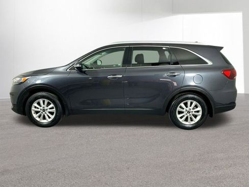 Used 2019 Kia Sorento LX w/ LX Convenience Package image 29