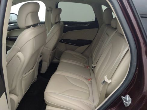 Used 2017 Lincoln MKC Reserve image 18