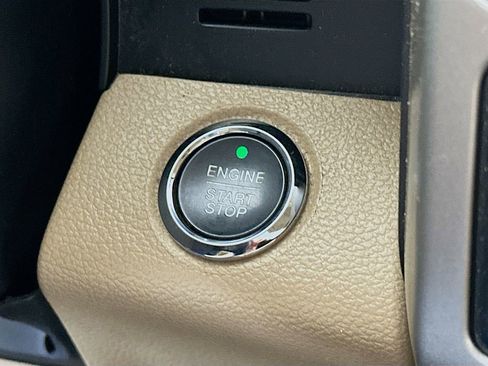 Used 2015 Ford F150 Lariat AWD/4WD image 27