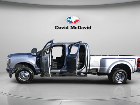 Used 2024 Ford F350 Lariat w/ FX4 Off-Road Package image 33