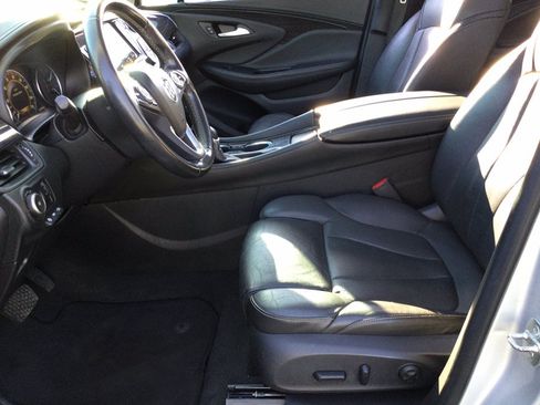 Used 2016 Buick Envision Premium AWD/4WD image 21