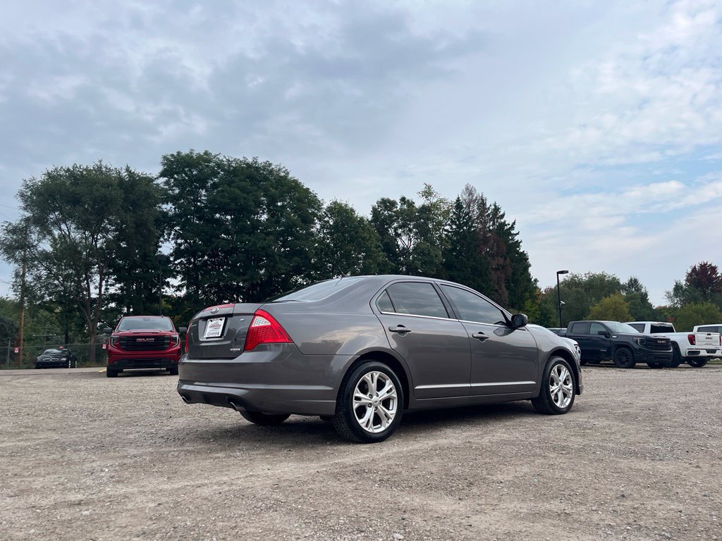 Used 2012 Ford Fusion SE FWD image 5