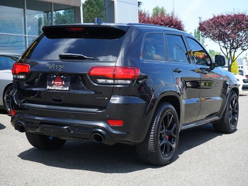 Used 2015 Jeep Grand Cherokee SRT w/ Luxury Group II AWD/4WD image 5