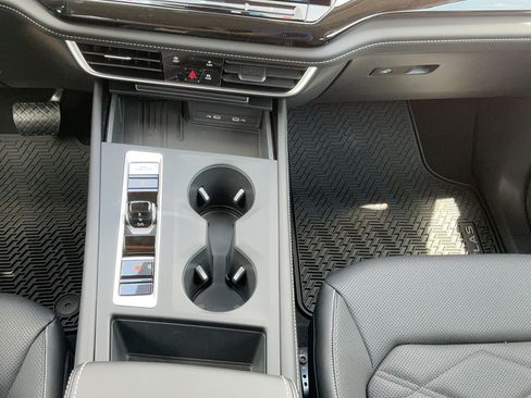New 2026 Volkswagen Atlas SE FWD image 22