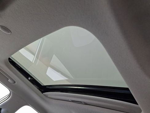 New 2026 Hyundai Venue SEL FWD image 12