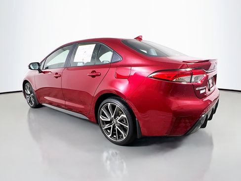 Used 2025 Toyota Corolla SE image 8