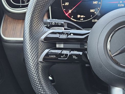 Certified 2025 Mercedes-Benz GLC 300 4MATIC image 27