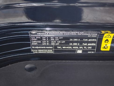 Used 2022 BMW X7 xDrive40i w/ M Sport Package AWD/4WD image 39