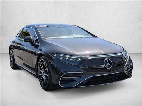 Certified 2023 Mercedes-Benz EQS 580 4MATIC Sedan image 3