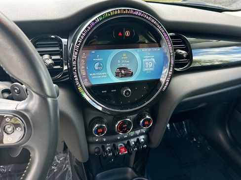 Certified 2024 MINI Cooper S image 13