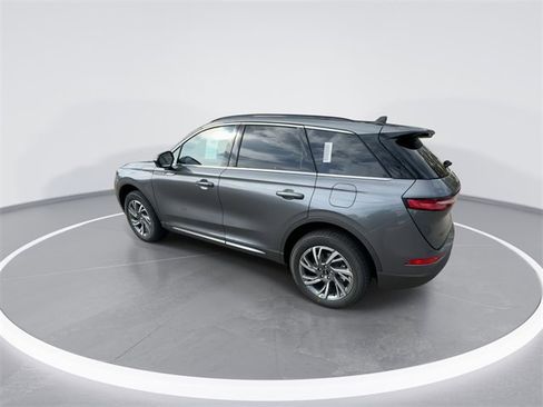 New 2026 Lincoln Corsair Premiere image 6