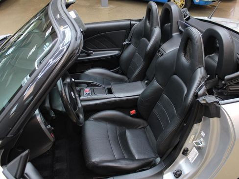 Used 2002 Honda S2000 image 40