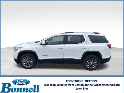 Used 2017 GMC Acadia SLT AWD/4WD image 2