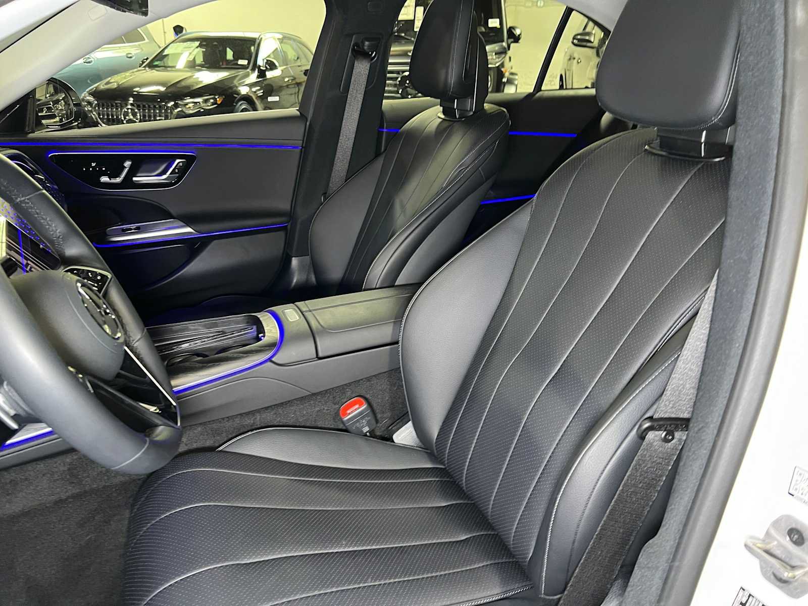 Used 2026 Mercedes-Benz E 350 4MATIC Sedan image 25